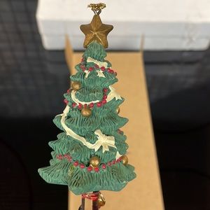 Sparkling icicle ornament tree 🌲 by AVON gift collection.